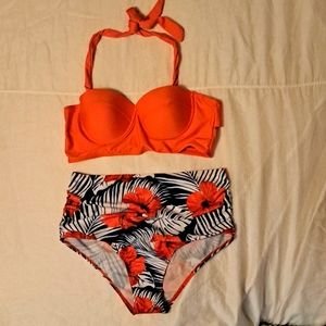 NWOT Size M Swim Suit
